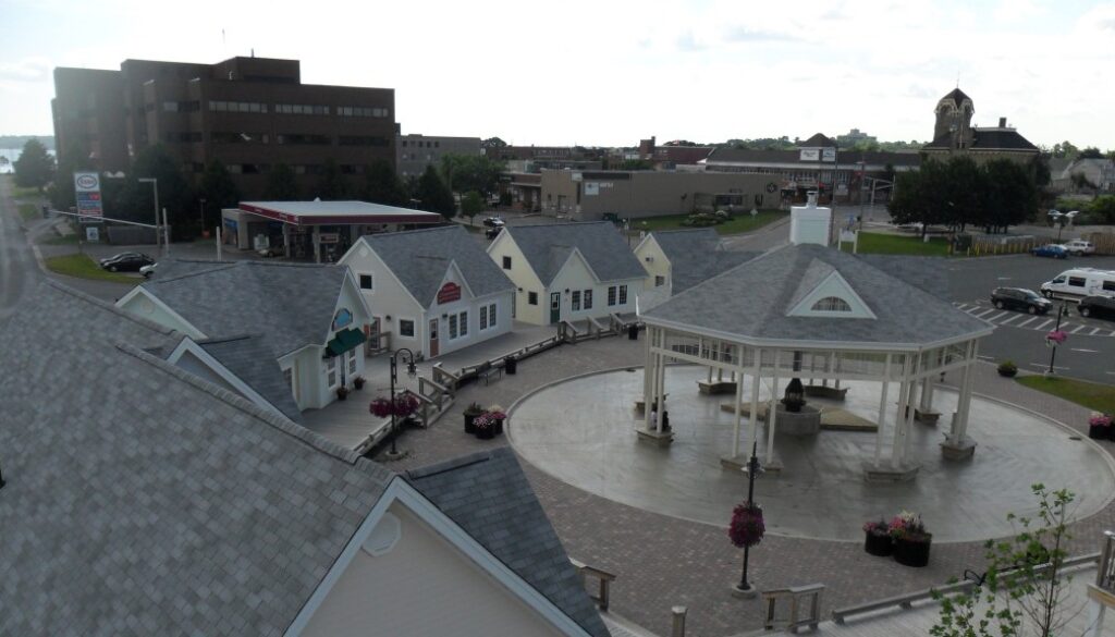 Bathurst_waterfront_1