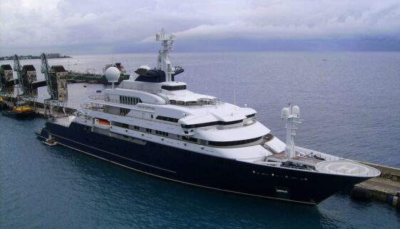 Octopus-yacht