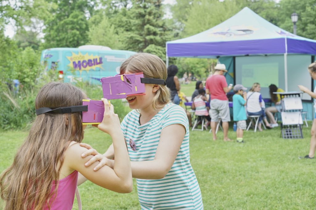 Code Mobile participants explore VR with Google Cardboard (Image: Stefano Barbera)