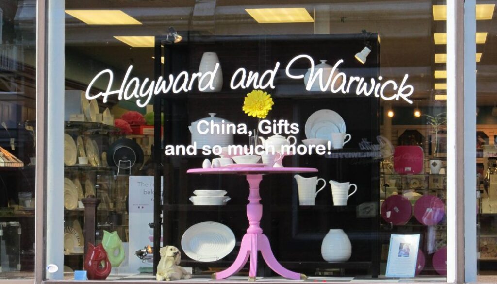 1277204_601437493235460_664065535_o