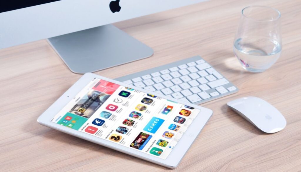 apps, tablet, MAC, desk