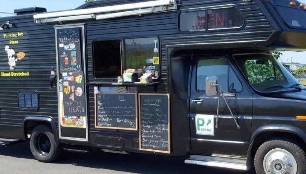 Parking Lot Pizza food truck