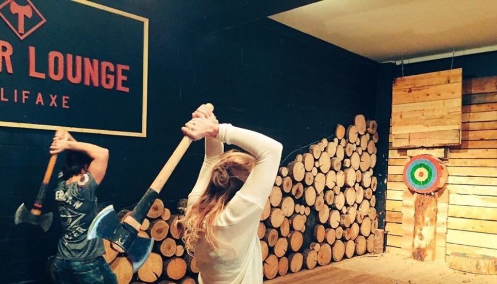timber lounge 4