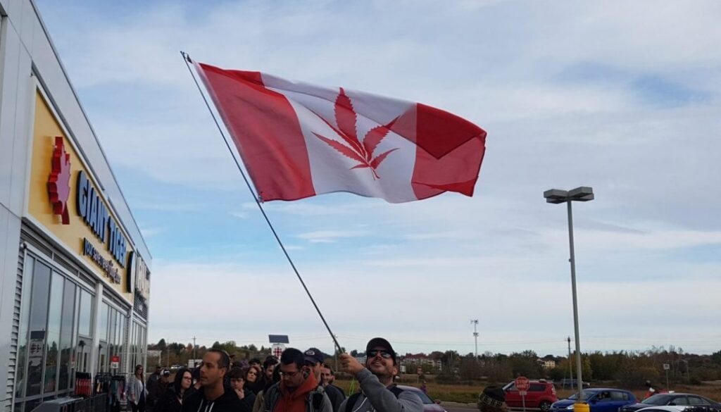 44262574_1952846121674521_2361311549768859648_n