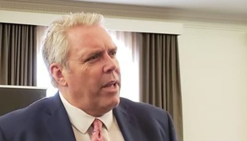 55901770_350460815594853_5707630959331901440_n