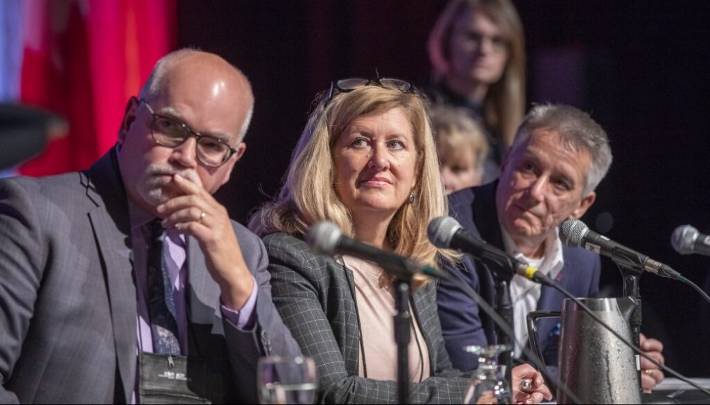 Advocacy Photo-chambers