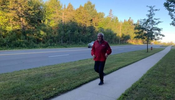 Kevin Vickers-running