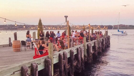 17531DH-Weekend-eader-1920-x-1080-Urban-medium