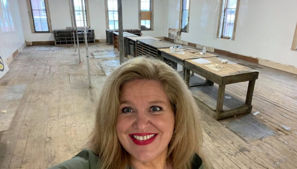 Holly- King Street Creative