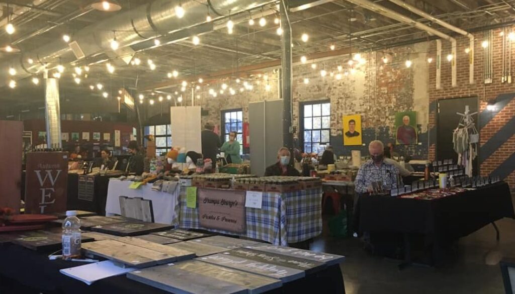 121977931_703847076925106_8457255678245000673_n