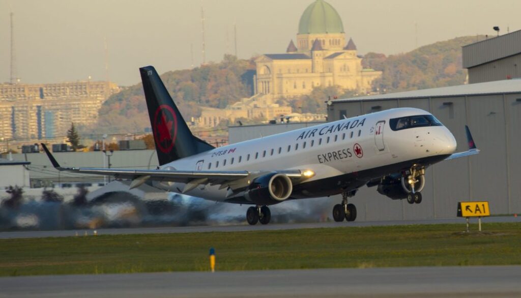 A 25 Embraer E175 aircraft operated by Chorus Aviation. Image: Air Canada