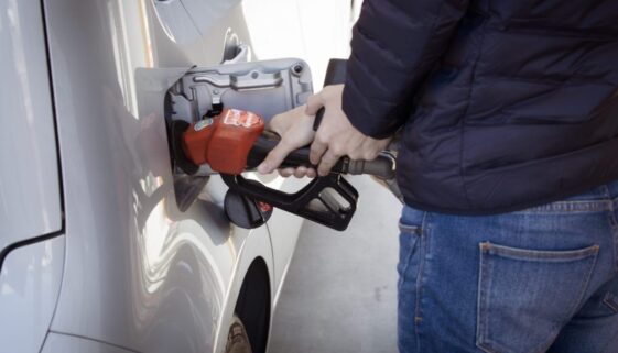 gas pump sippakorn-yamkasikorn-0aJOTBQfEFE-unsplash
