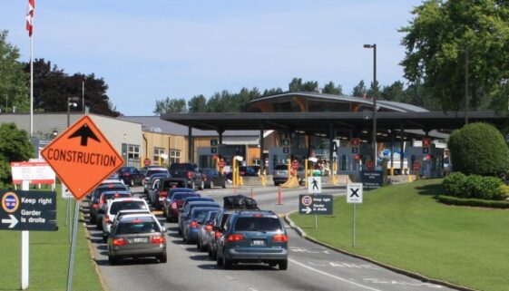 border Entering_Can._(White_Rock,_BC)_from_U.S._(Blaine,_WA)
