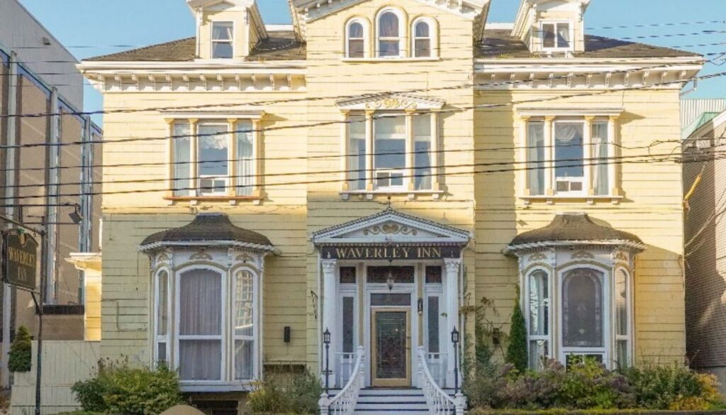 Waverley Inn