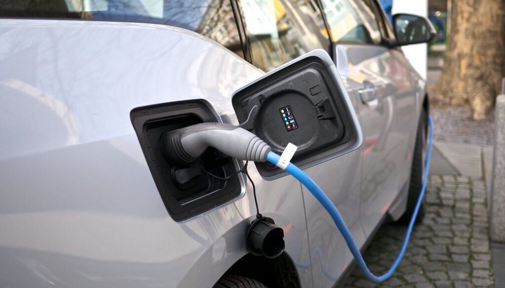 Electric vehicle chanrging