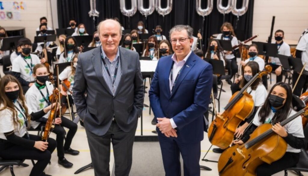 Ken MacLeod (left) and Robert Moreau (right) UNI PresidentCEO (Courtesy UNI)