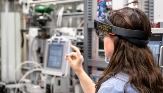 Kogntiiv Spark's technology being used to help provide remote expert support in real time.