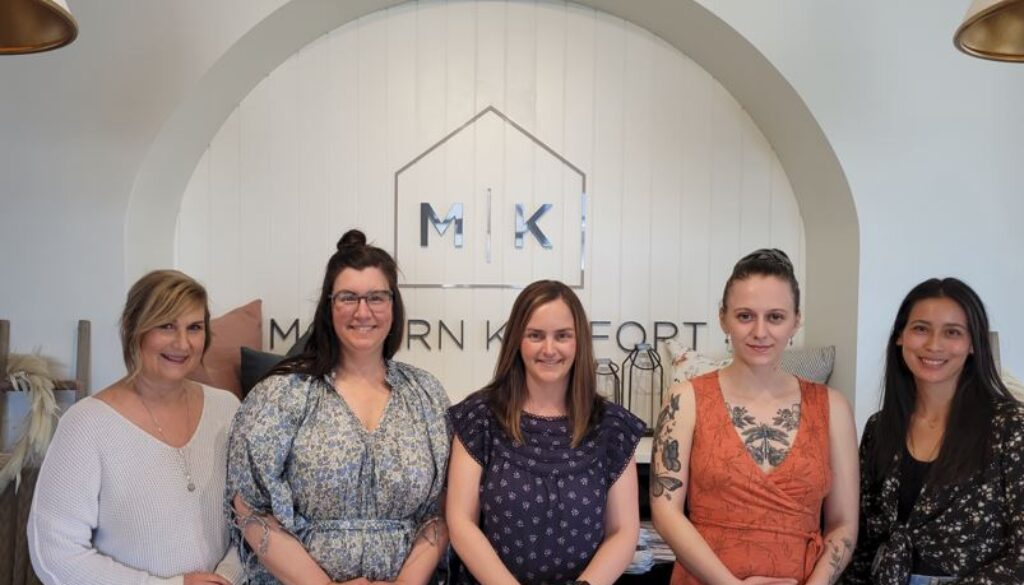 Modern Komfort Staff