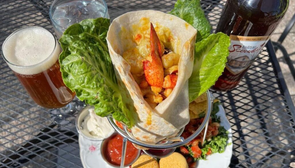 Moque tortue seafood taco