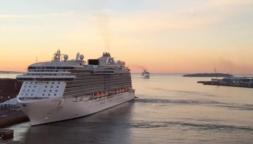 Port Saint John Cruise