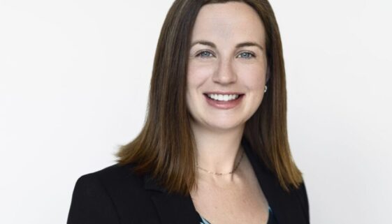 Courtney-Burns-1290x800