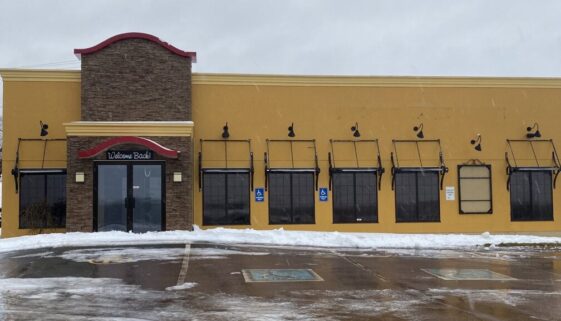 Vacant-former-Pizza-delight-sackville