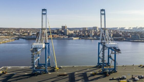 Cranes on new wharf - April 2023 - 4